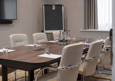 Unveiling Leeds’ Premier Event Venue: The Grandeur of The Queens Ballroom sidebar image