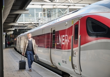 Convenience Redefined: The Queens Hotel’s Proximity to Leeds Train Station sidebar image